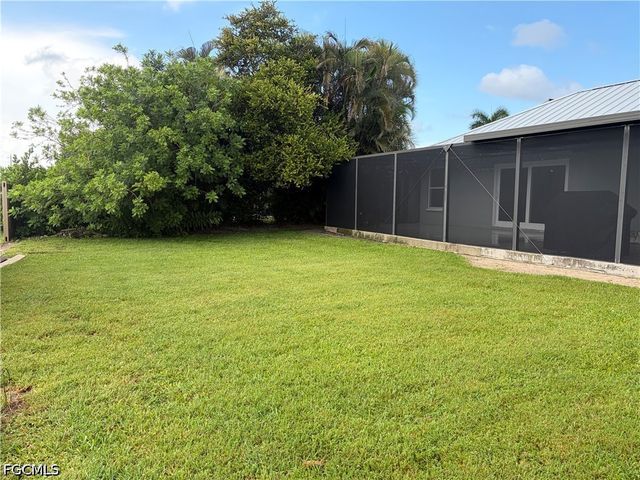 3628 Kent DR, Naples, FL 34112