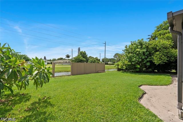 3628 Kent DR, Naples, FL 34112