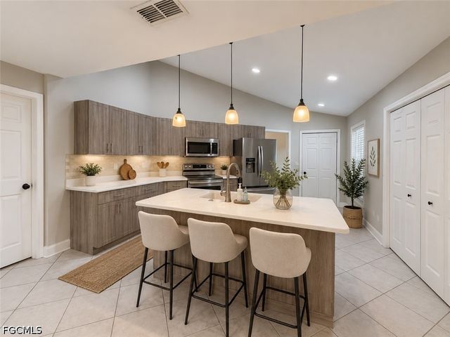 3628 Kent DR, Naples, FL 34112