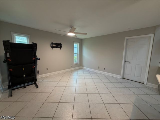 3628 Kent DR, Naples, FL 34112