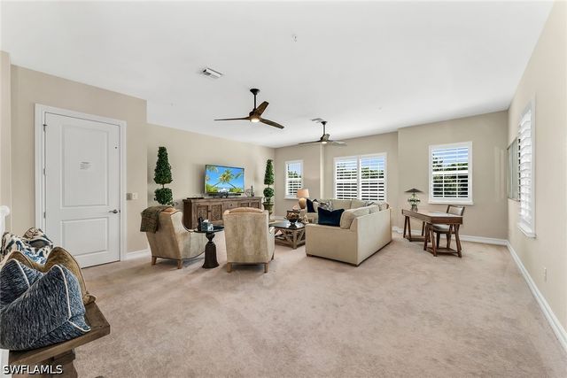 7825 Hawthorne DR 2104, Naples, FL 34113