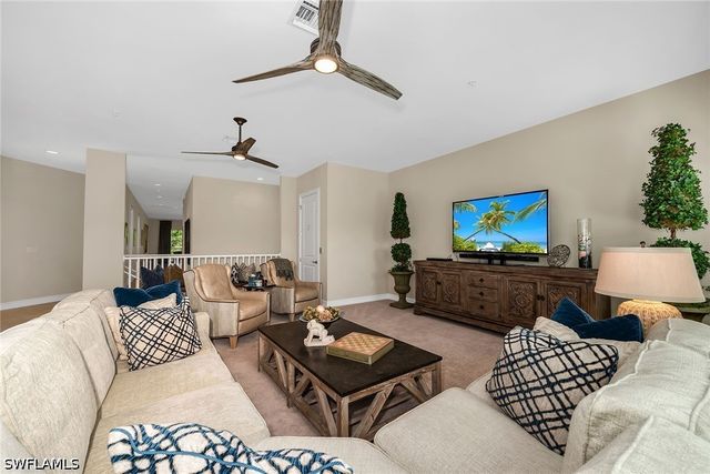 7825 Hawthorne DR 2104, Naples, FL 34113