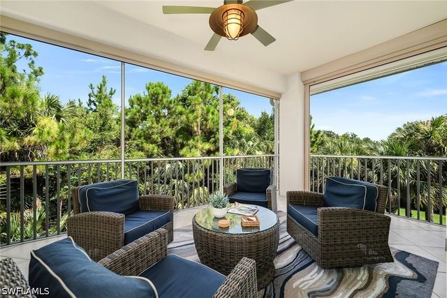 7825 Hawthorne DR 2104, Naples, FL 34113