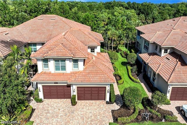 7825 Hawthorne DR 2104, Naples, FL 34113