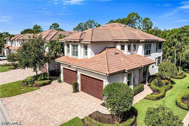7825 Hawthorne DR 2104, Naples, FL 34113