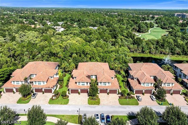 7825 Hawthorne DR 2104, Naples, FL 34113