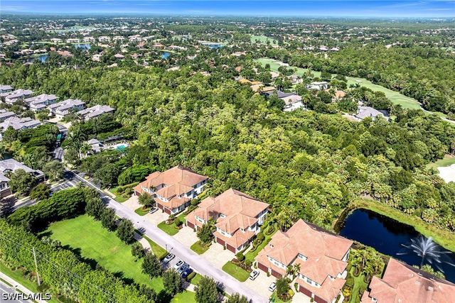 7825 Hawthorne DR 2104, Naples, FL 34113