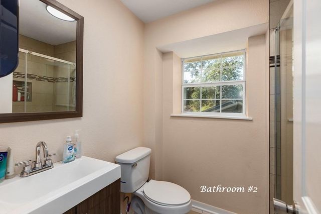309 Hunters Creek Drive, Lufkin, TX 75901