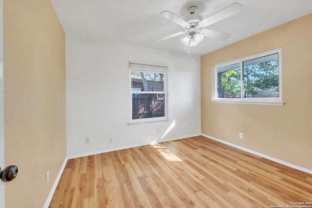 5002 Prince Valiant, San Antonio, TX 78218