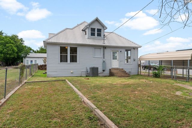 118 W Gandy Street, Denison, TX 75021