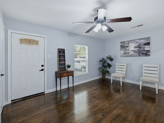 1601 Crestridge Drive, Mesquite, TX 75149