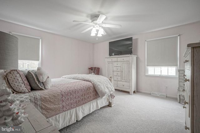 5 PAGE TERRACE, Pennsville, NJ 08070