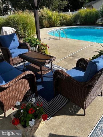 5 PAGE TERRACE, Pennsville, NJ 08070