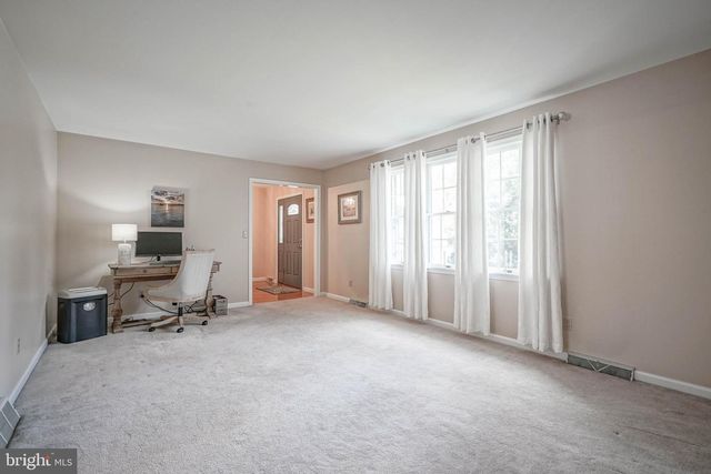 5 PAGE TERRACE, Pennsville, NJ 08070