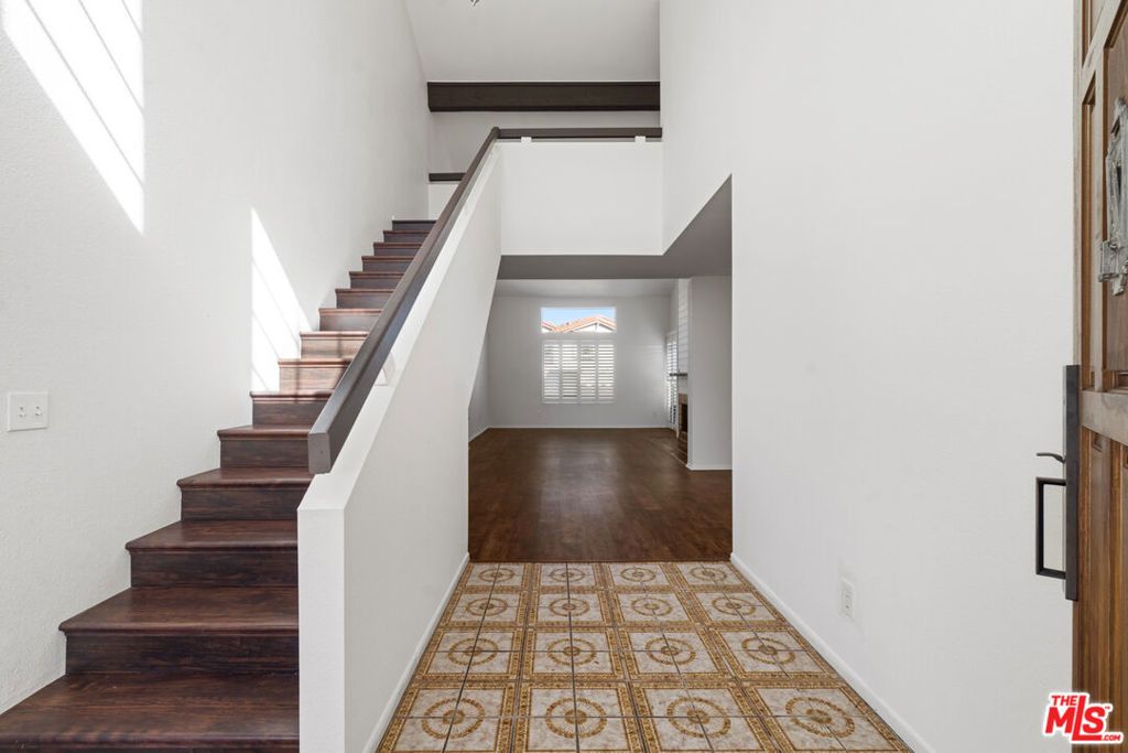 308 Pebble Beach Drive, Newbury Park, CA 91320 — photo 4