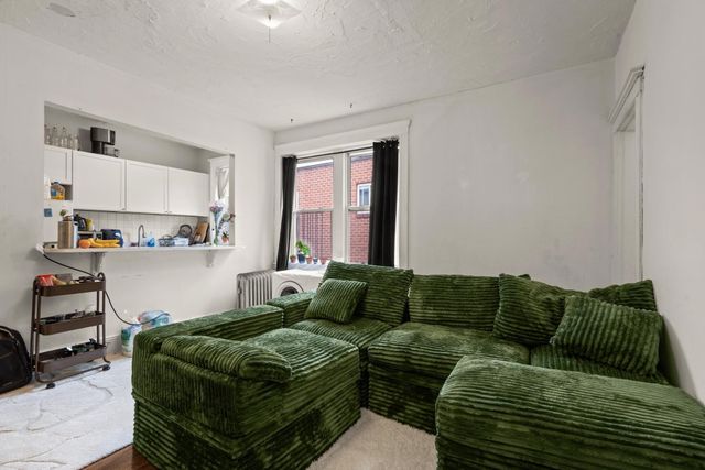 233 Kelton St 12, Boston, MA 02134