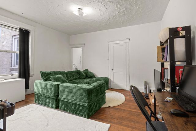 233 Kelton St 12, Boston, MA 02134