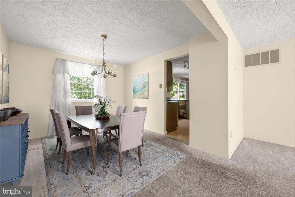 Image 5 of property listing at 8728 DOVES FLY WAY, Laurel, MD 20723