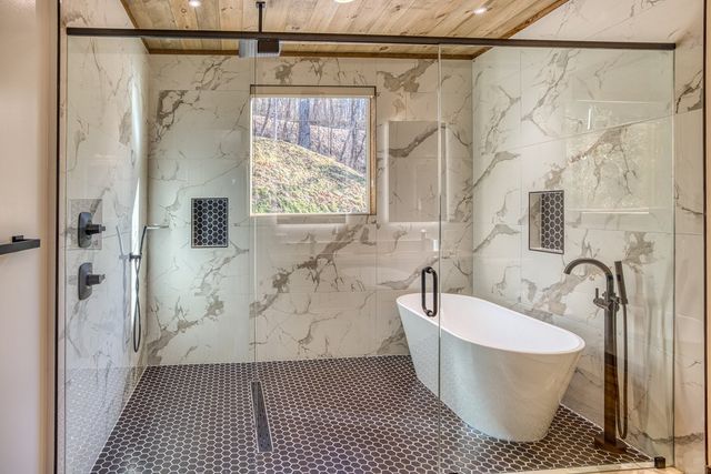 1160 Mangums Trail, Blue Ridge, GA 30513