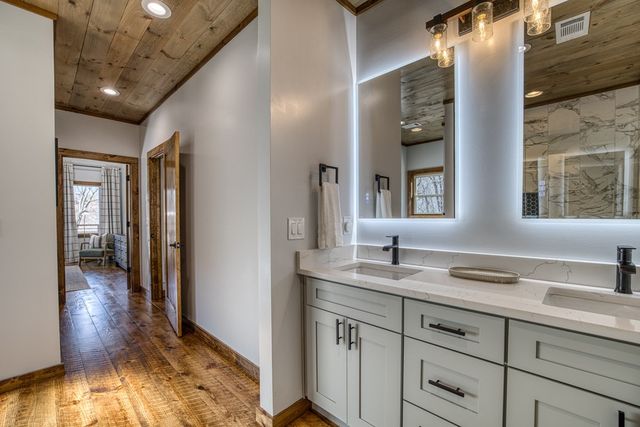 1160 Mangums Trail, Blue Ridge, GA 30513