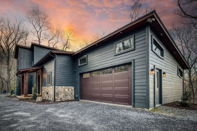1160 Mangums Trail, Blue Ridge, GA 30513