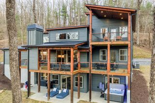 1160 Mangums Trail, Blue Ridge, GA 30513