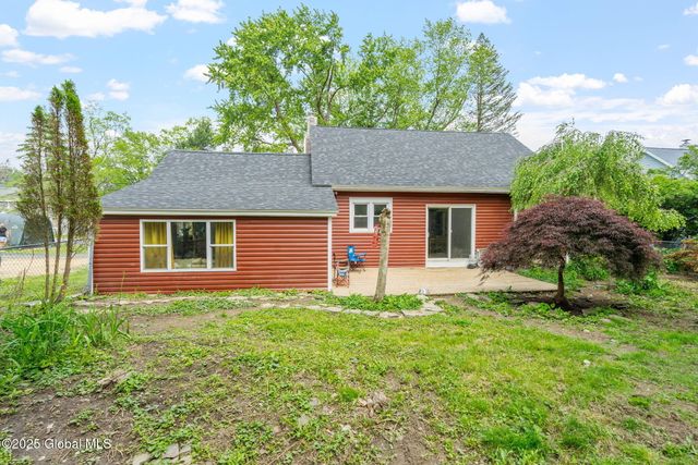 637 County Road 401, Westerlo, NY 12193