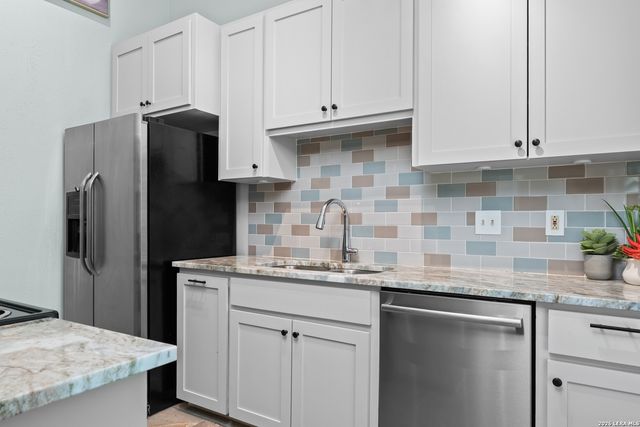 201 W Craig Pl Apt M, San Antonio, TX 78212