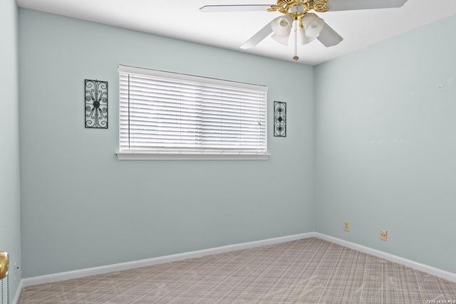 201 W Craig Pl Apt M, San Antonio, TX 78212