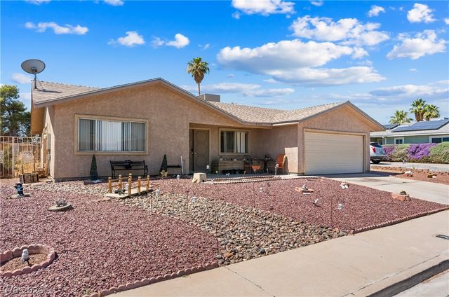 4341 El Esteban Way, Las Vegas, NV 89121