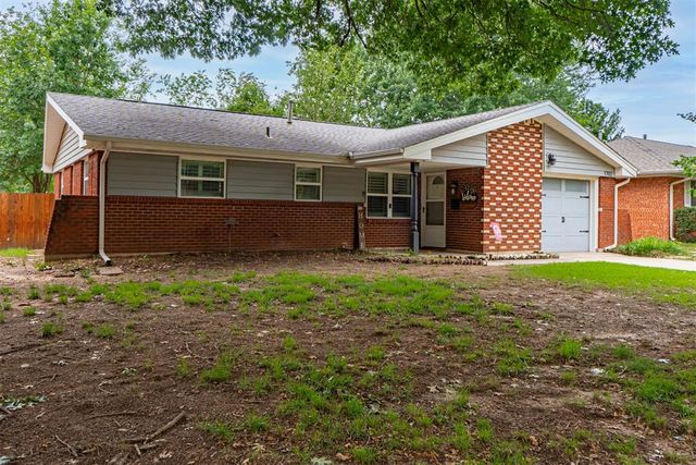 1702 Vine Street, Norman, OK 73072