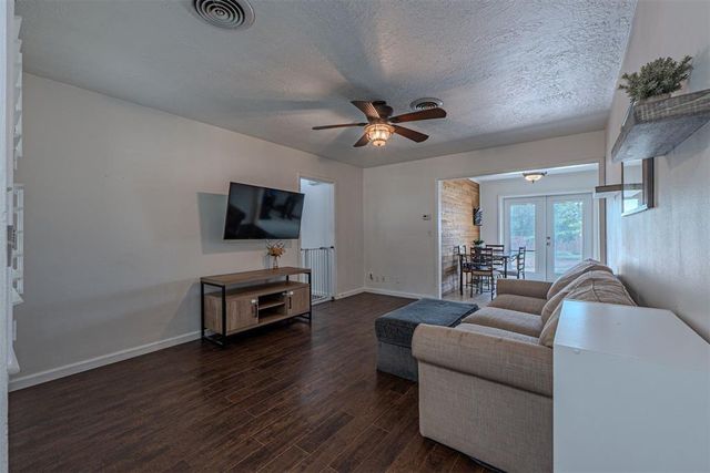 1702 Vine Street, Norman, OK 73072