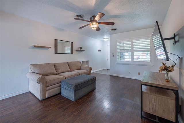 1702 Vine Street, Norman, OK 73072