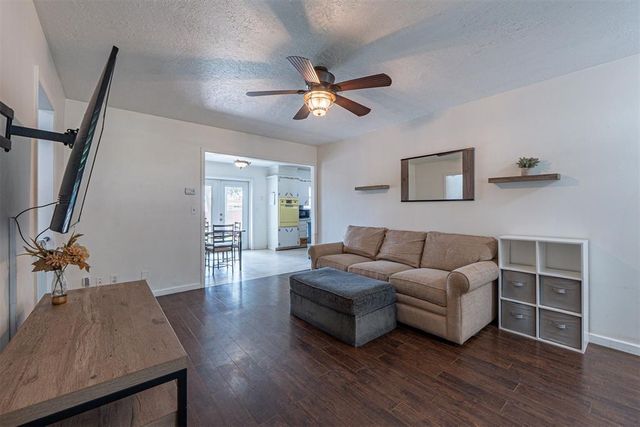 1702 Vine Street, Norman, OK 73072