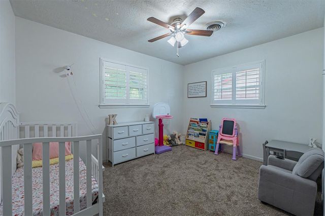 1702 Vine Street, Norman, OK 73072
