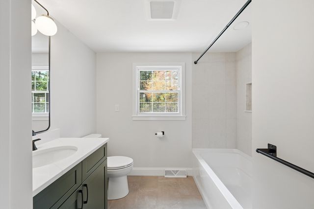 44 Wildbrook Road, Billerica, MA 01821