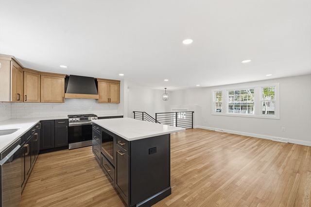 44 Wildbrook Road, Billerica, MA 01821