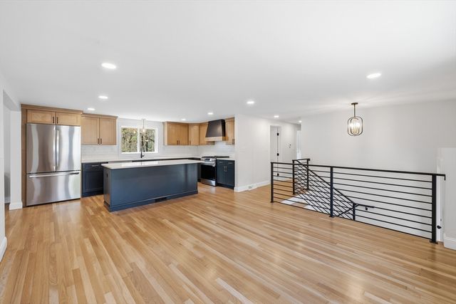 44 Wildbrook Road, Billerica, MA 01821