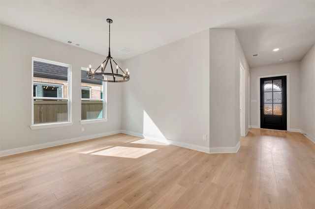 305 Short Cut Street, Northlake, TX 76247