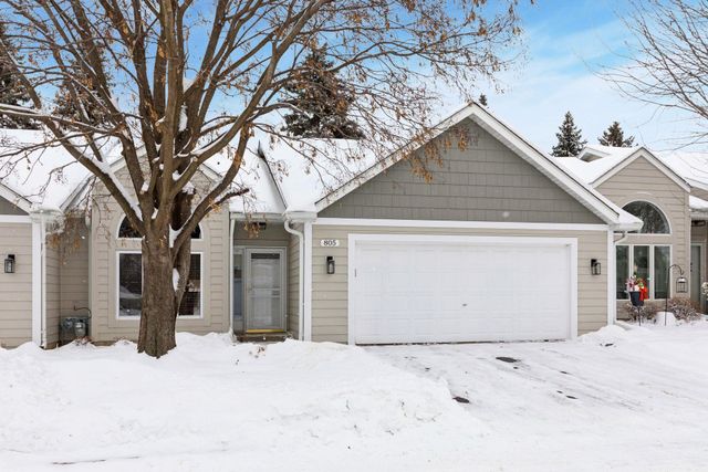 805 Southcross Drive E, Burnsville, MN 55306