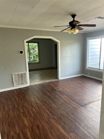 4013 James Avenue, Waco, TX 76711
