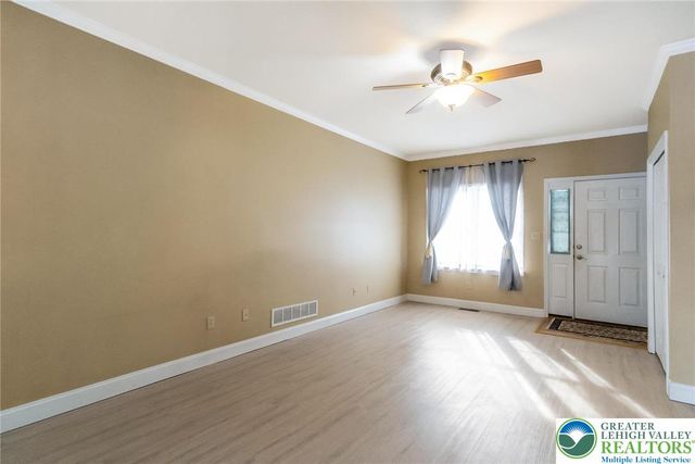 537 Kemmerer Lane, Upper Macungie Twp, PA 18104