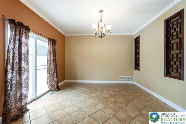 537 Kemmerer Lane, Upper Macungie Twp, PA 18104