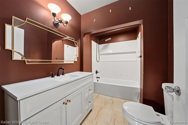 17197 Forest Avenue, Eastpointe, MI 48021