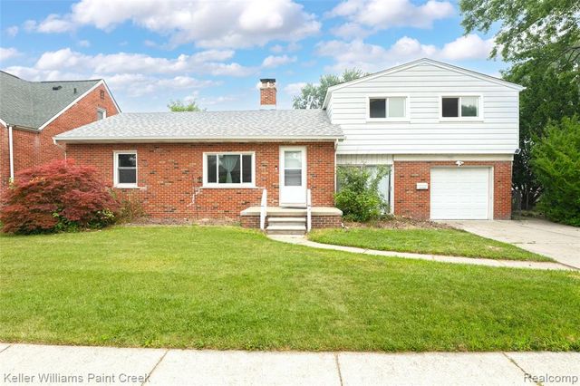 17197 Forest Avenue, Eastpointe, MI 48021