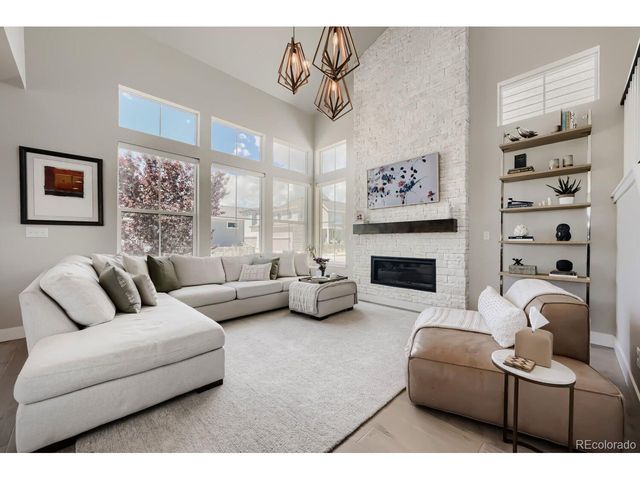 1747 Stable View Dr, Castle Pines, CO 80108