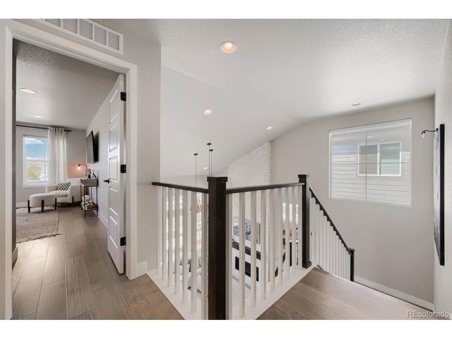 1747 Stable View Dr, Castle Pines, CO 80108
