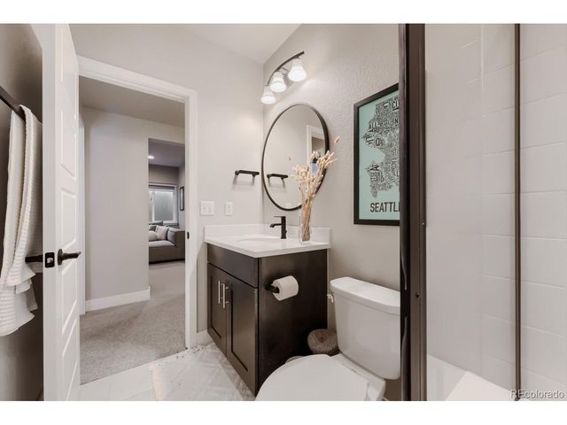 1747 Stable View Dr, Castle Pines, CO 80108