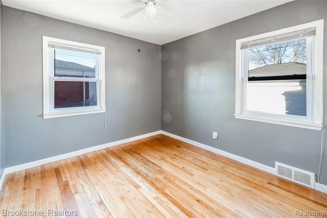 19155 Ash Avenue, Eastpointe, MI 48021