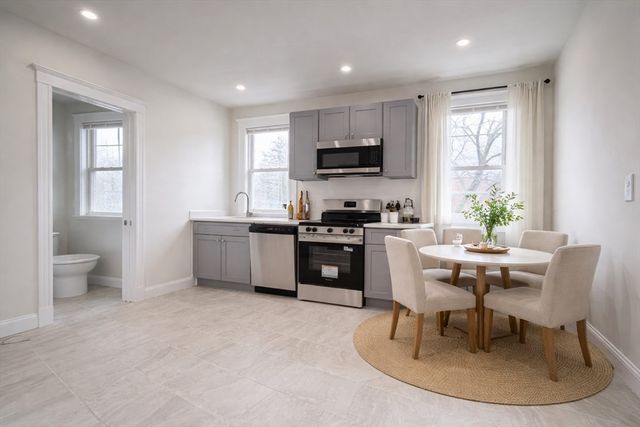 00 Newbury Ave 2, Quincy, MA 02171